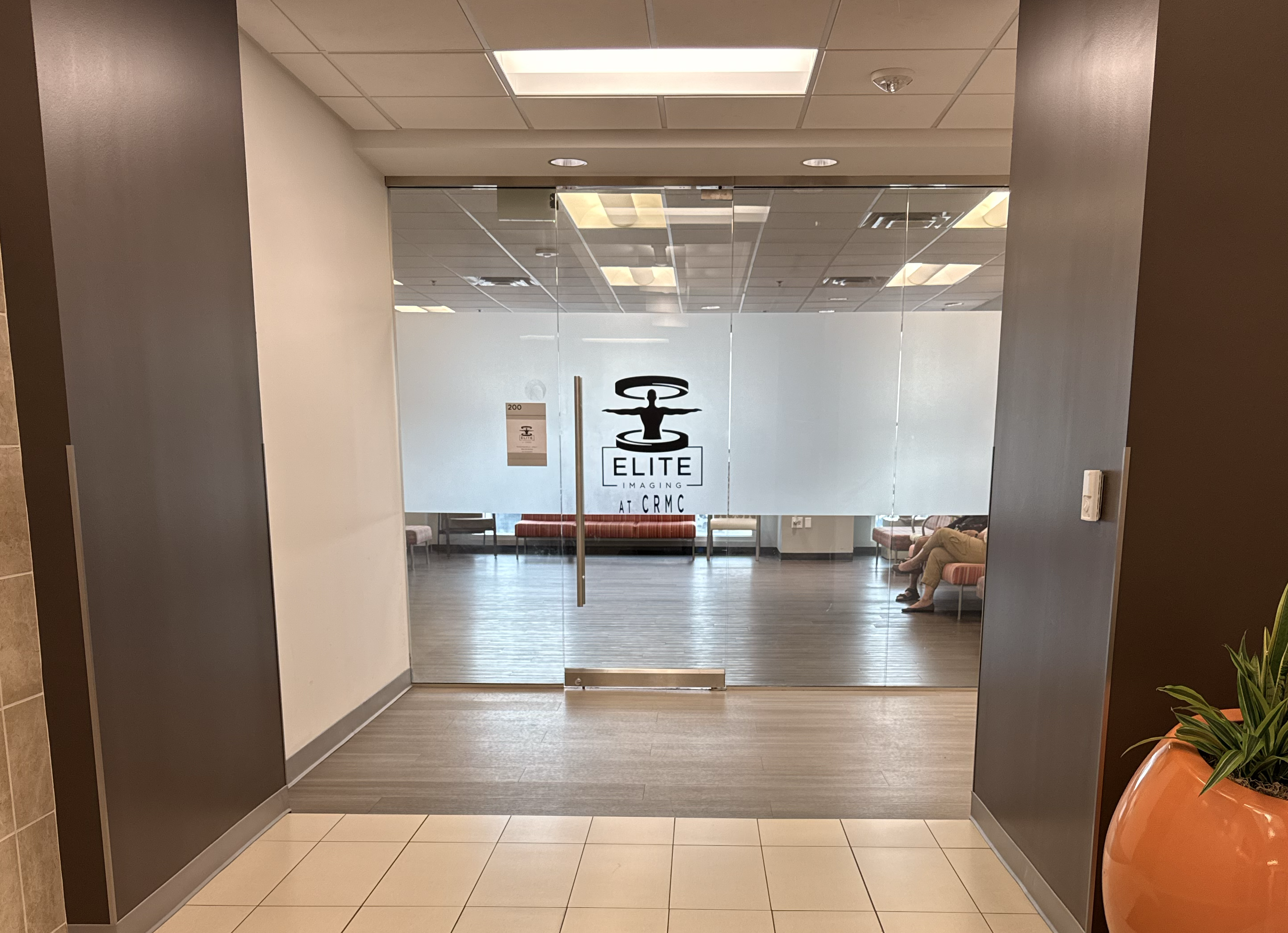 Entrance to Elite Imaging